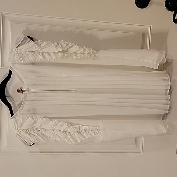 Like new blouse - Picture 4 of 6